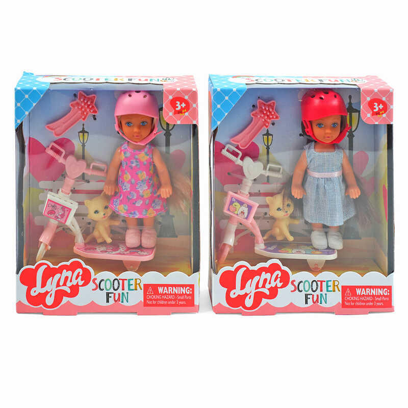 Лялька 4604 (96/2) 2 види, 12 см, знімне взуття, шолом, самокат, гребінець, улюбленець, в коробці
