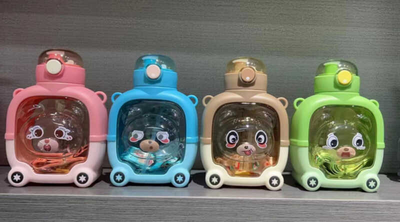 Пляшка для води C 69362 (60) 1000 мл, пластикова, наліпки, трубочка, ремінець, в пакеті, ВИДАЄТЬСЯ ТІЛЬКИ МІКС ВИДІВ