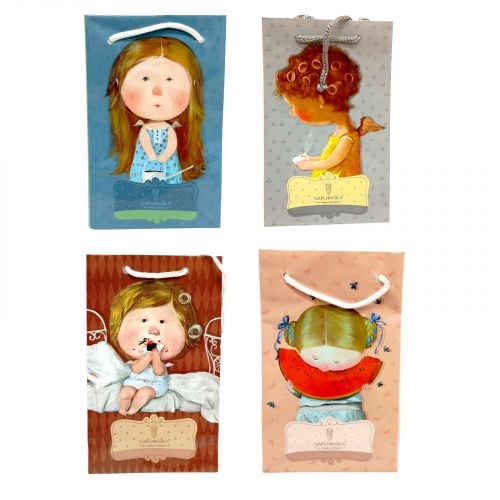 Пакет подарунковий вертикальний 18*11*5 мікс видів